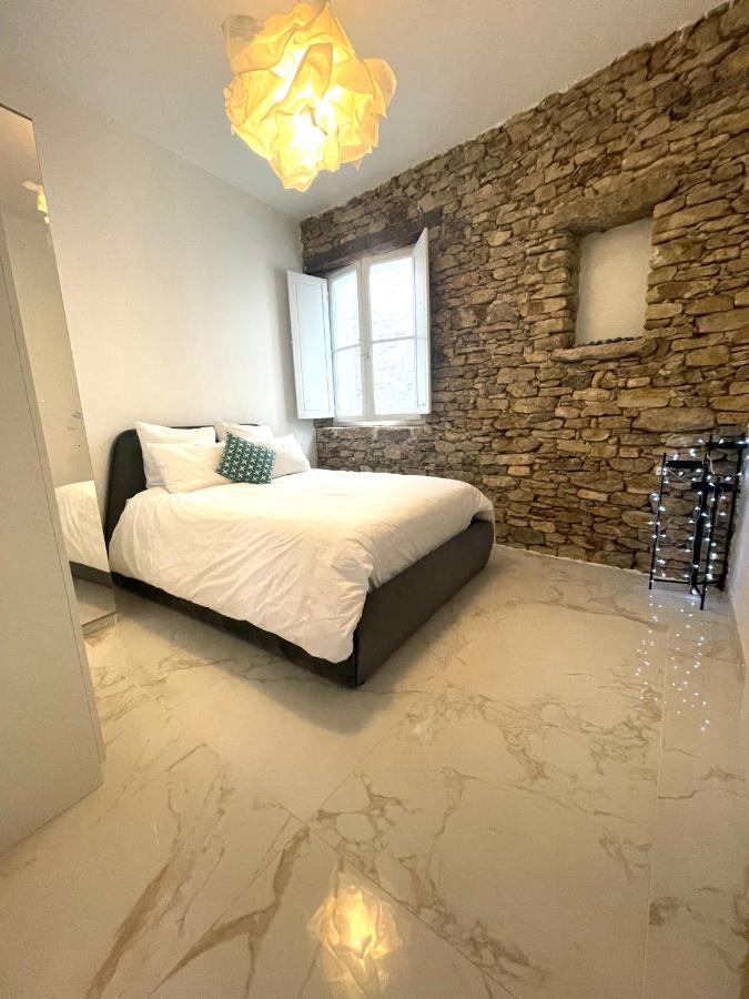 Sakina Appartement En Bord De Sorgue Фонтен-де-Воклюз Екстериор снимка
